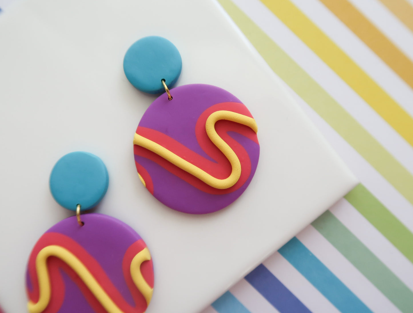 90s Daisy Duck-Inspired Earrings